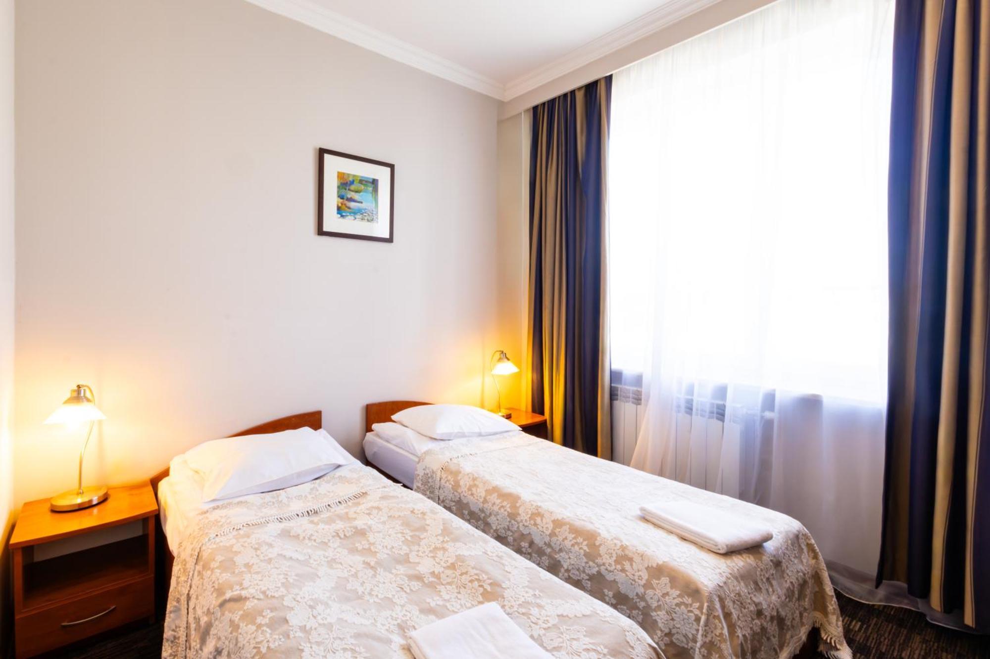 Noclegi Stadion Bed & Breakfast วอร์ซอ ภายนอก รูปภาพ
