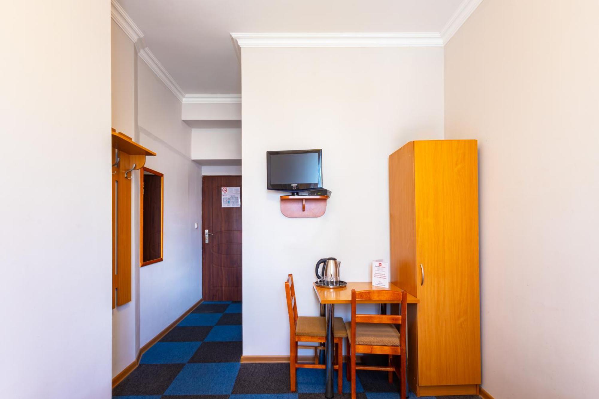 Noclegi Stadion Bed & Breakfast วอร์ซอ ภายนอก รูปภาพ