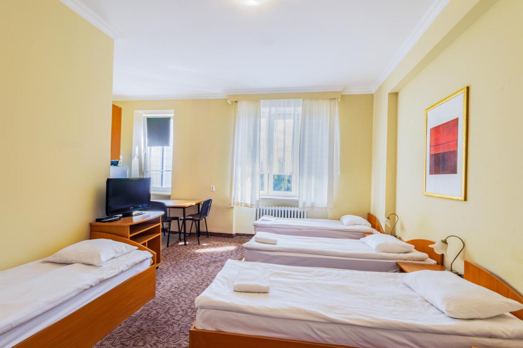 Noclegi Stadion Bed & Breakfast วอร์ซอ ภายนอก รูปภาพ