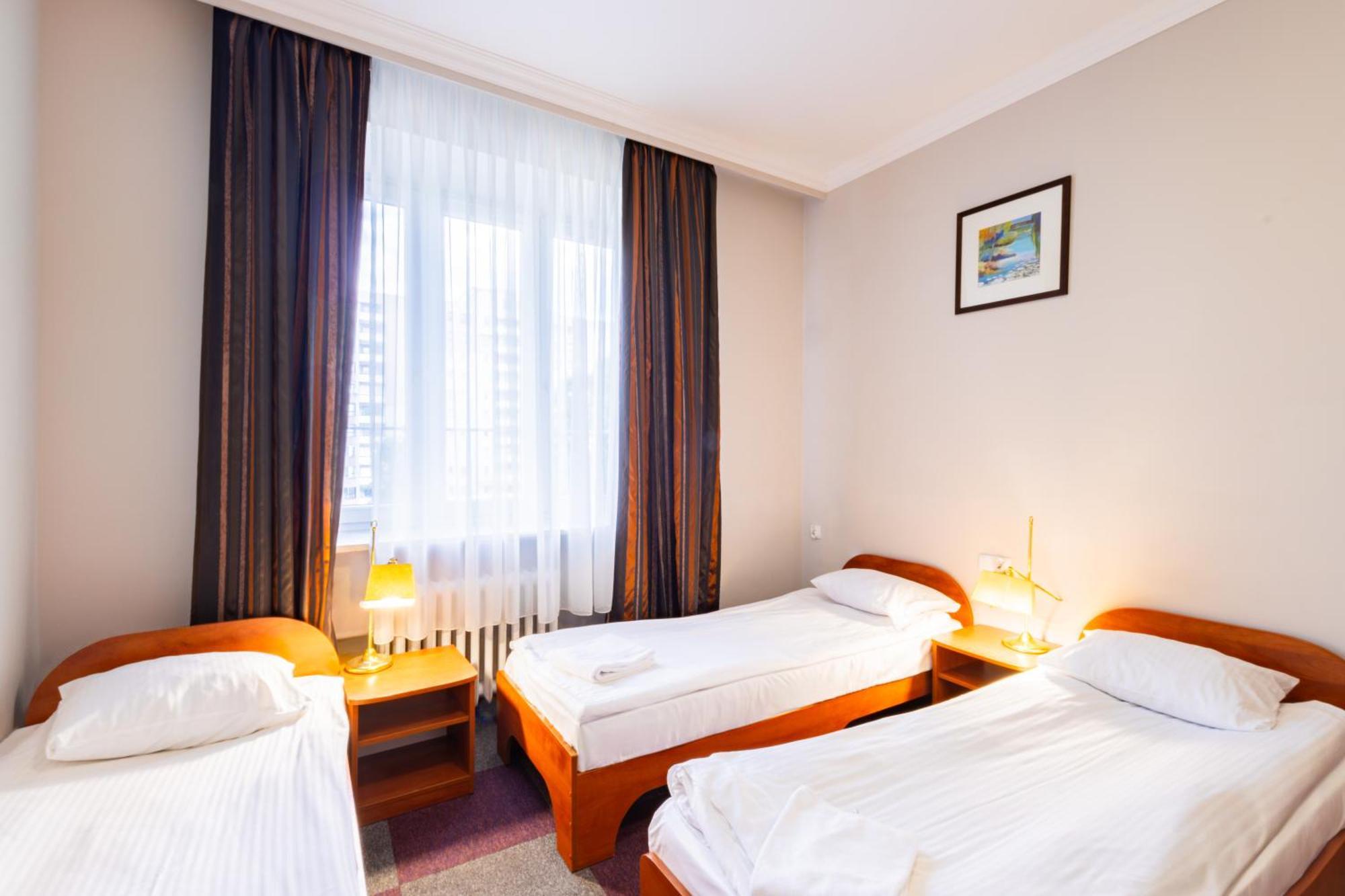 Noclegi Stadion Bed & Breakfast วอร์ซอ ภายนอก รูปภาพ