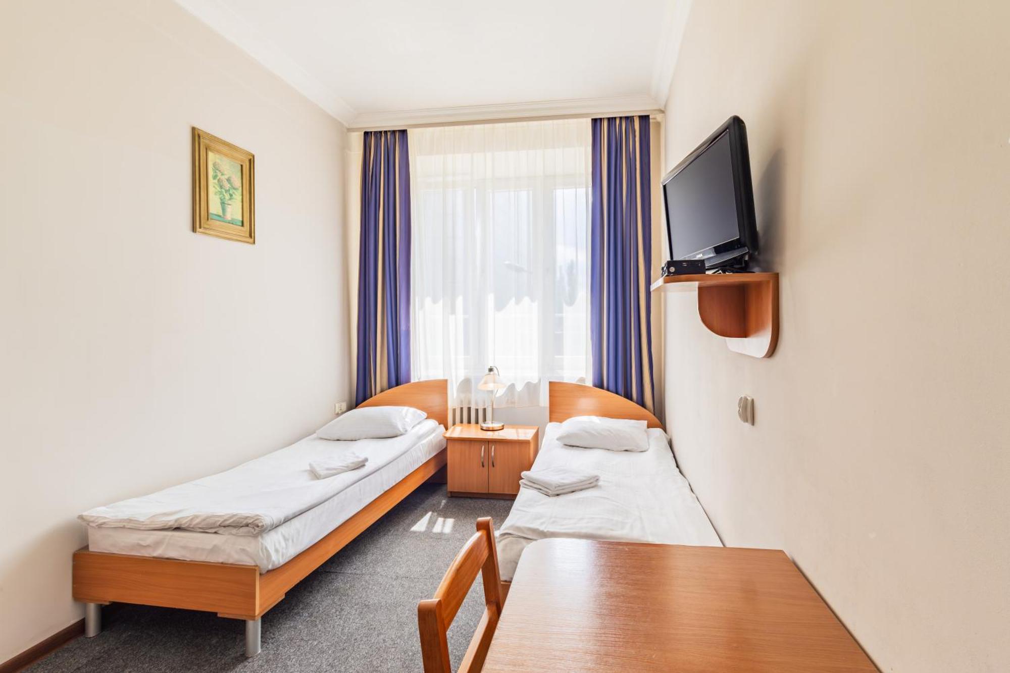 Noclegi Stadion Bed & Breakfast วอร์ซอ ภายนอก รูปภาพ