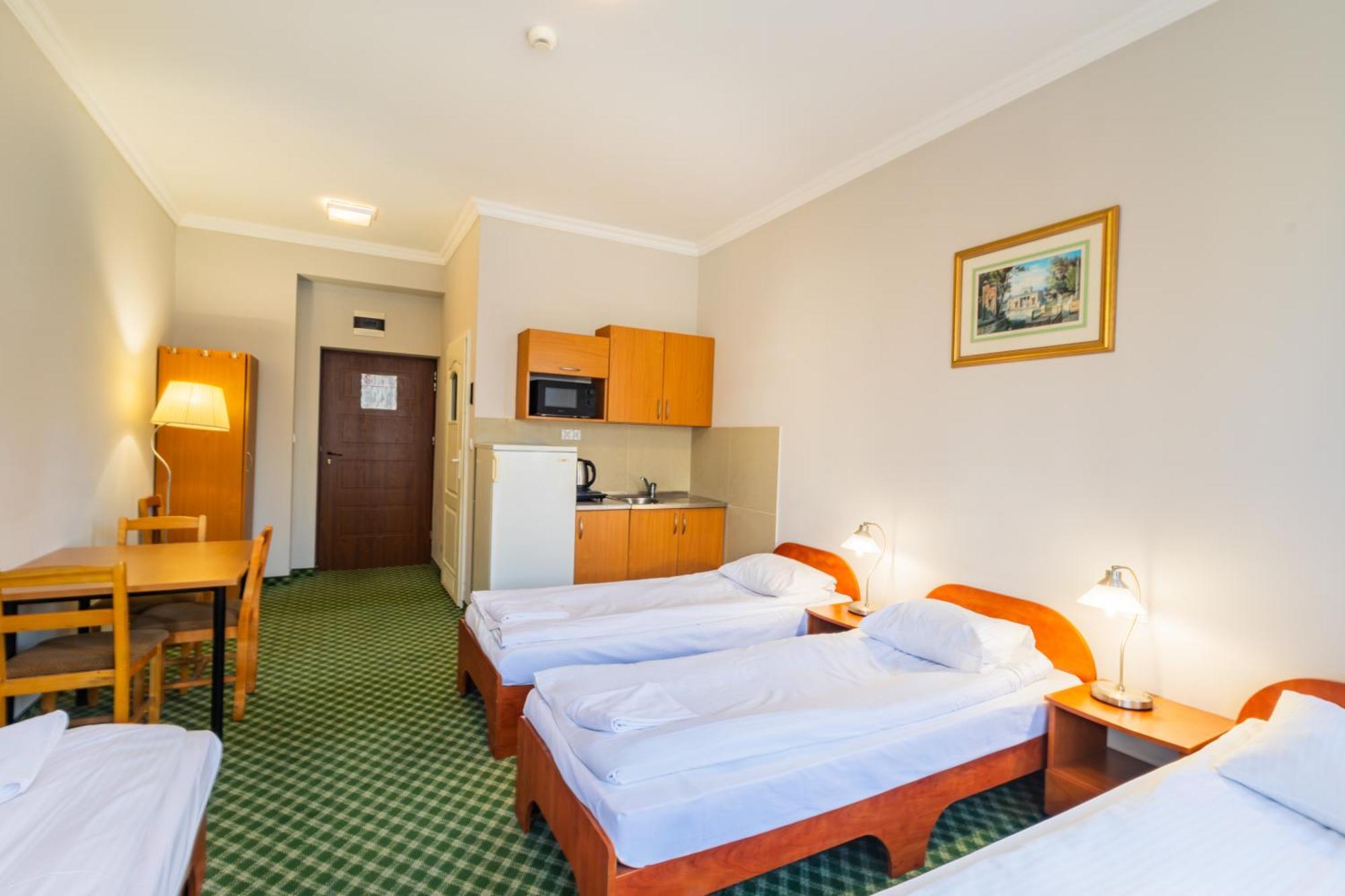 Noclegi Stadion Bed & Breakfast วอร์ซอ ภายนอก รูปภาพ
